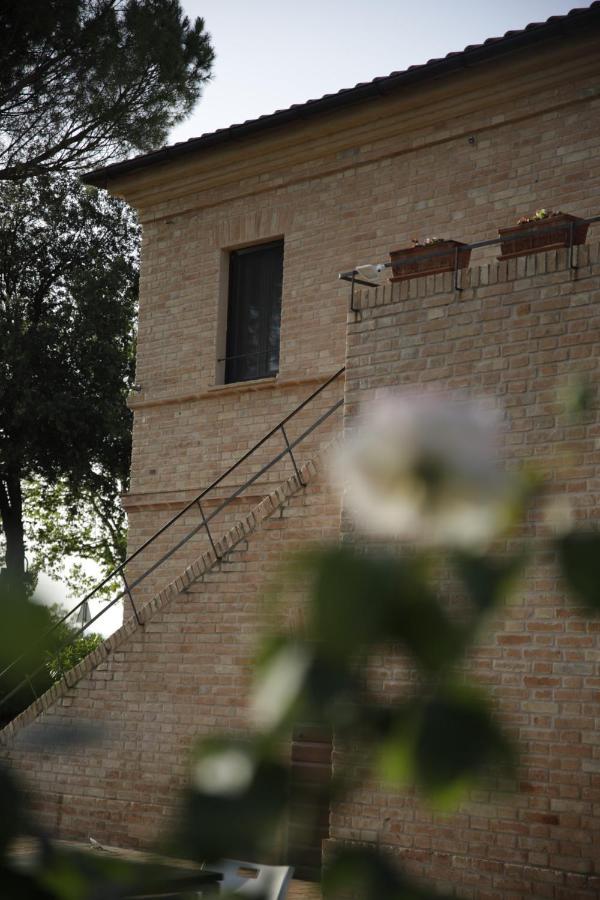 Agriturismo La Fonte Di San Girio Pensionat Potenza Picena Exteriör bild