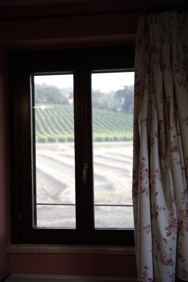 Agriturismo La Fonte Di San Girio Pensionat Potenza Picena Exteriör bild